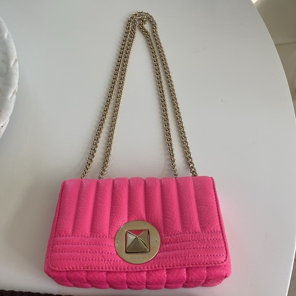 Kate Spade Pink Quilted Bag with Gold Chain - Picture 3 of 14
